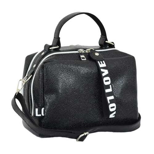 Елегантна сумочка від українського виробника ТМ "LucheRino" з короткою ручкою та регульованим плечовим ремінцем.