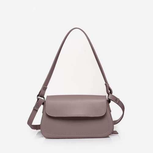 Оригінальна сумочка від українського бренду ТМ "LucheRino".  Виріб з надійного шкірозамінника.